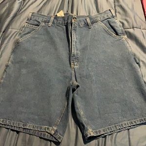 Size 36 men’s jeans shorts carthartt